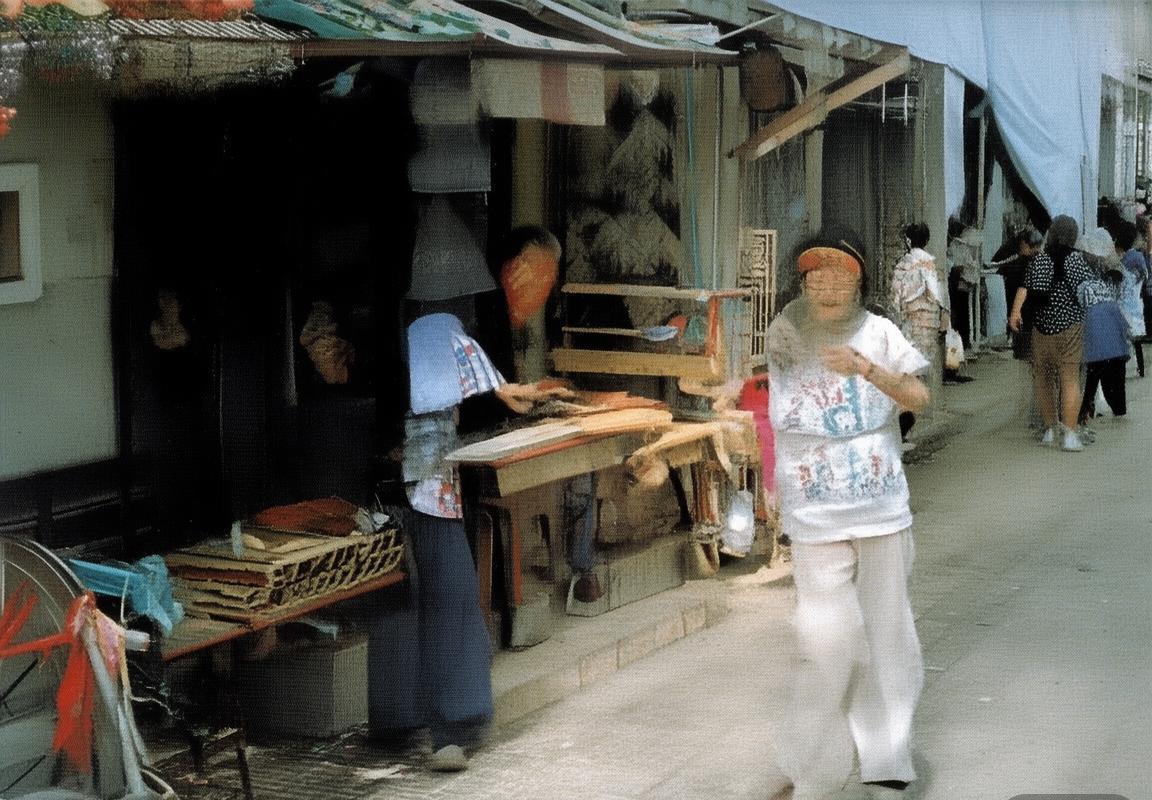 2004亚洲杯：中国足球队拼搏精神与荣誉之战